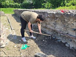 La rinascita di Industria: giovani e volontari ripuliscono le rovine romane