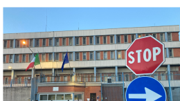 Detenuti sul tetto del carcere. A Ivrea è tutto fuori controllo