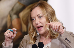 “Spero che tua figlia muoia come Martina”: l’odio colpisce la figlia di Giorgia Meloni