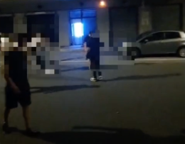 Esplosione nella notte: vandali fanno saltare la saracinesca di un tabaccaio (VIDEO)