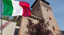 “Il 2 Giugno usato come spot elettorale”: l’opposizione accusa la sinistra di oltraggio alla Repubblica