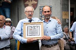 La più grande zuppa di pesce del mondo è servita. E Ivrea si emoziona ancora