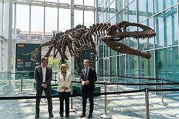 Al Grattacielo Piemonte arriva un gigante preistorico: in mostra il Giganotosaurus carolinii