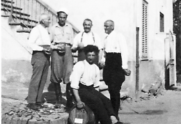 Lardo, vino e mortadella avariati: storia di un magazzino operaio a Drusacco