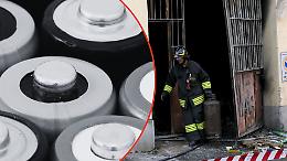 Incendio a Chieri: le pile al litio finiscono sotto accusa
