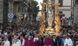 Torino si ferma per la processione della Madonna della Consolata