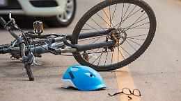 Ciclista travolto e ucciso da volante della polizia, chiesto un anno e mezzo all’agente