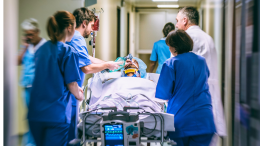Ospedali da terzo mondo: climatizzatori rotti, acqua non potabile, personale allo stremo, pazienti a rischio