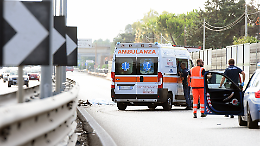 Ambulanza si schianta sulla strada provinciale: paura tra Borgaro e Caselle