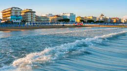 Jesolo incoronata regina dell’estate 2025: battuta Rimini nella classifica delle mete balneari più amate