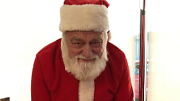 Venaria Reale: l’omaggio a Giusiano Guerino, il Babbo Natale che ha conquistato il cuore della città