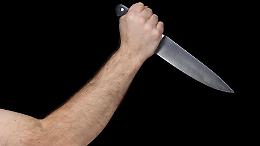 Accoltellamento tra famiglie e bambini durante evento a Biella: 4 fermati in fuga