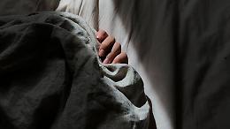 Torino, uccise il figlio nel sonno: pena ridotta da 15 a 13 anni per seminfermità mentale