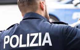 Rissa con la Polizia: chiuso bar di via Lanzo per 10 giorni