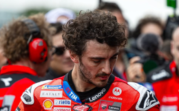 “In Italia non si perdona il successo”: Pecco Bagnaia sotto pressione, ma non cerca alibi