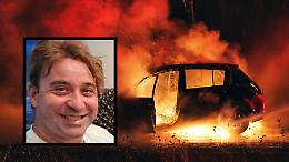 Tragedia nella notte, l’auto prende fuoco: muore carbonizzato a 44 anni
