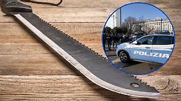 Machete e bombole su un furgone trasformato in casa: la Polizia denuncia una donna a Torino 