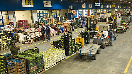 Sciopero al Caat di Torino: mercati senza frutta e verdura fresca