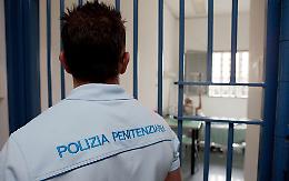 Hashish cucito nel giubbotto: smascherato il nuovo trucco per portare la droga in carcere