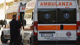 Torino, donna 79enne cade in casa, chiama i soccorsi: "Non voglio essere portata in ospedale, devo stare vicino a mio fratello disabile"