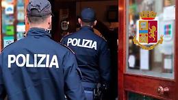 Poliziotto ferito con bottiglia rotta durante una rissa in via Lanzo