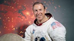 È morto Jim Lovell: chi era l’astronauta di “Houston, abbiamo un problema”