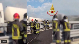 Incendio autocisterna Gpl: A1 bloccata per 40 km