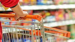 Aggredisce la guardia del supermercato e si giustifica: “Ero ubriaco” 