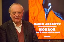 Malore per Dario Argento: corsa in ospedale, cosa sta succedendo al re del brivido