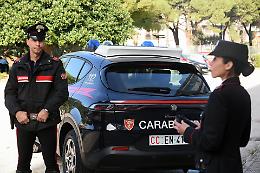 Tenta furto in villa ma resta infilzato nella recinzione: arrestato 29enne di Chivasso
