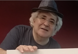 Enrico Lazzarin, la poesia come sguardo sul mondo: esce “I 15 qualcosa” con Vitale Edizioni