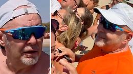 Vasco Rossi trasforma la spiaggia in un backstage: code, selfie e un tour all’orizzonte