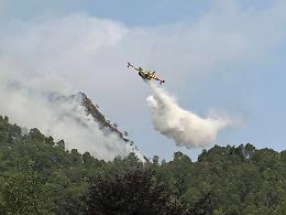 Dalle fiamme del monte Bracco agli incendi nel Biellese, il Piemonte brucia e intanto arriva l’allerta temporali