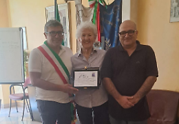 Gassino, una targa per Amalia: il volto discreto del senso civico