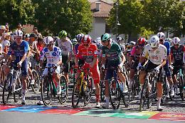 Il Piemonte scrive la storia della Vuelta: spettacolo unico sulle strade della Salida Oficial (FOTO)
