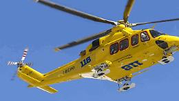 Incidente a Bosconero, 50enne punto da un insetto finisce con l’auto in una bealera