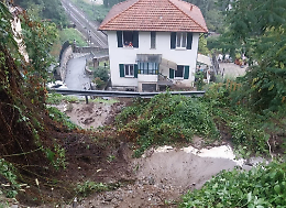 Maltempo, frane ed evacuazioni: 25 persone fuori casa a Baveno