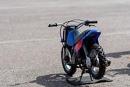 Bambina di 10 anni cade da minimoto: trasportata in elicottero all’ospedale
