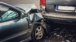 Auto contro bus a Trofarello: un ferito trasportato al CTO dopo l’impatto a mezzogiorno