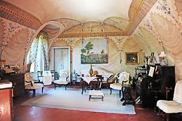 Il punto croce in mostra al Castello di Pralormo: un viaggio tra tradizione e creatività tessile
