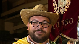 Caluso in festa: il Rione Pescarolo apre il corteo della Festa dell’Uva