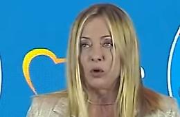Meloni alza il livello dello scontro sul caso Kirk: "Parole spaventose". Odifreddi replica: "Sono no gun, violenza chiama violenza"