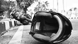 Scontro fatale nel Cuneese: perde la vita un motociclista di 24 anni