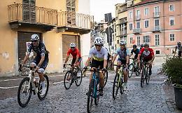Nova Eroica Ivrea, trionfano Gianola e Felesini: il gravel porta 300 ciclisti sulle strade del Canavese