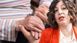 Suicidio assistito, il caso Asl To4 travolge la Regione. Riboldi promette linee guida, le opposizioni: “Troppo tardi”
