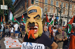 Torino in marcia per la Palestina: migliaia in corteo. Il M5S stanzia un milione di euro per Gaza