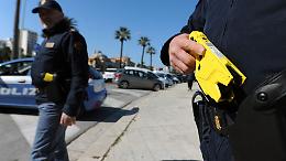 Il Piemonte dice sì al taser per la Polizia Locale: test di sei mesi