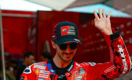 Bagnaia rinasce a Motegi: pole e vittoria nella Sprint, il campione di Chivasso torna a brillare