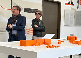 “Olivetti Umano Costrutto”: l’opera di Paola Risoli entra nel patrimonio della città