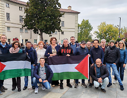 Venaria scende in piazza per Gaza: la pace come dovere civile. "Siamo con i Palestinesi. Mentre gli assessori ci fotografavano..."